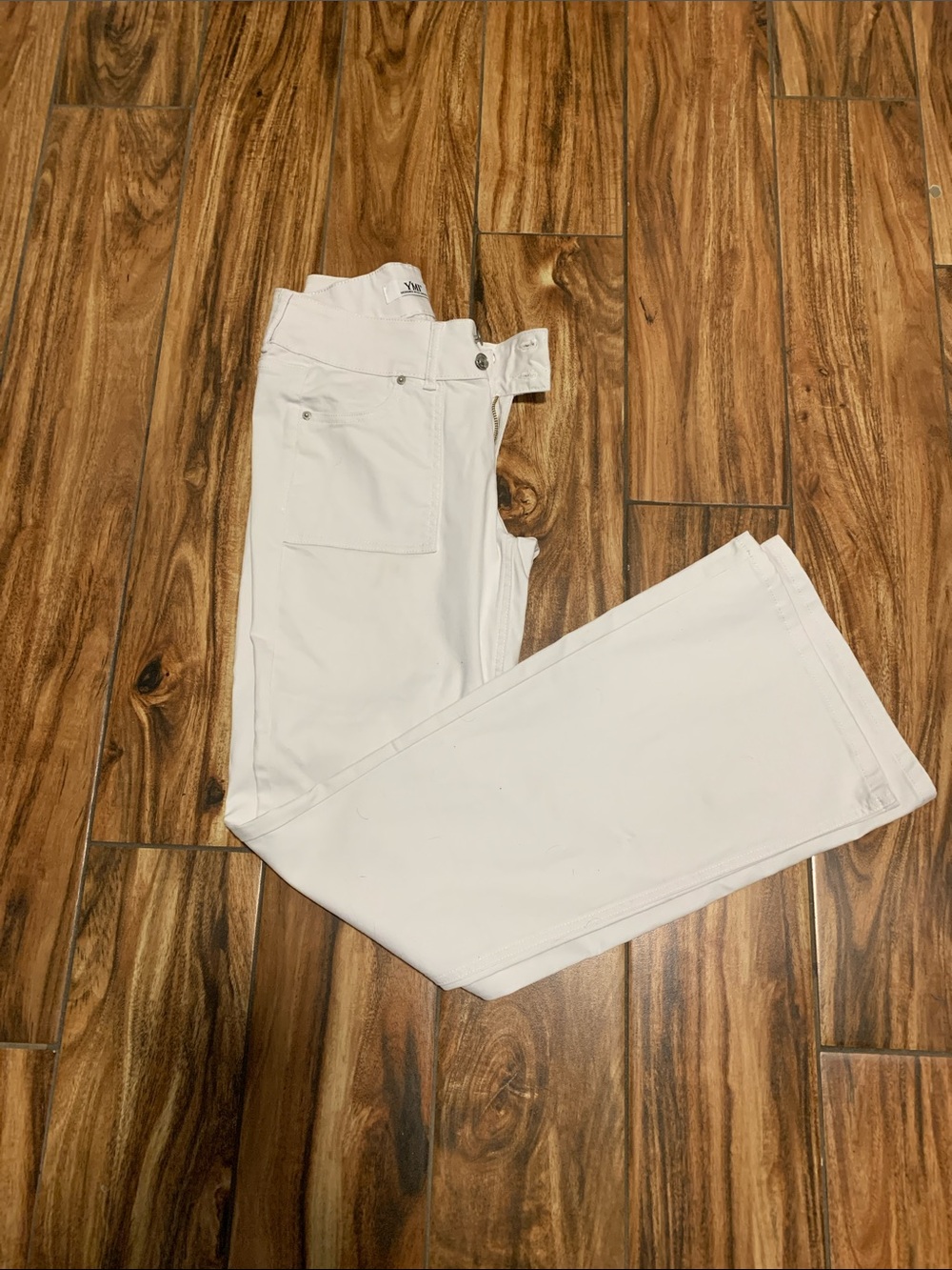 YMI | Sz 5/27 white flare leg jeans - new without tags